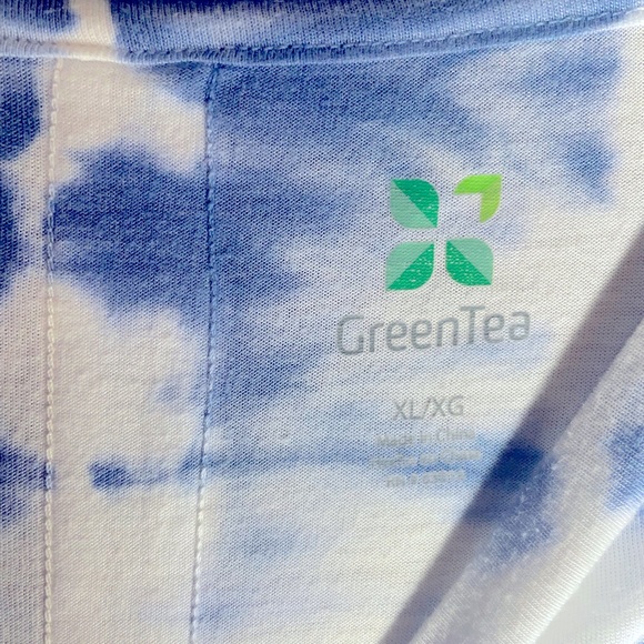 Top - Picture 3 of 3